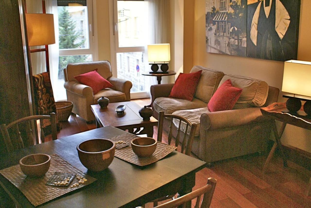 Apartamento Lola2 โบลตาญญา ภายนอก รูปภาพ